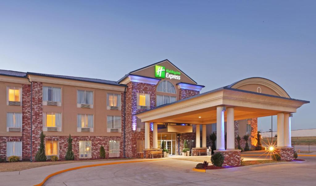 Holiday Inn Express Hotels & Suites Mountain Home, an IHG Hotel